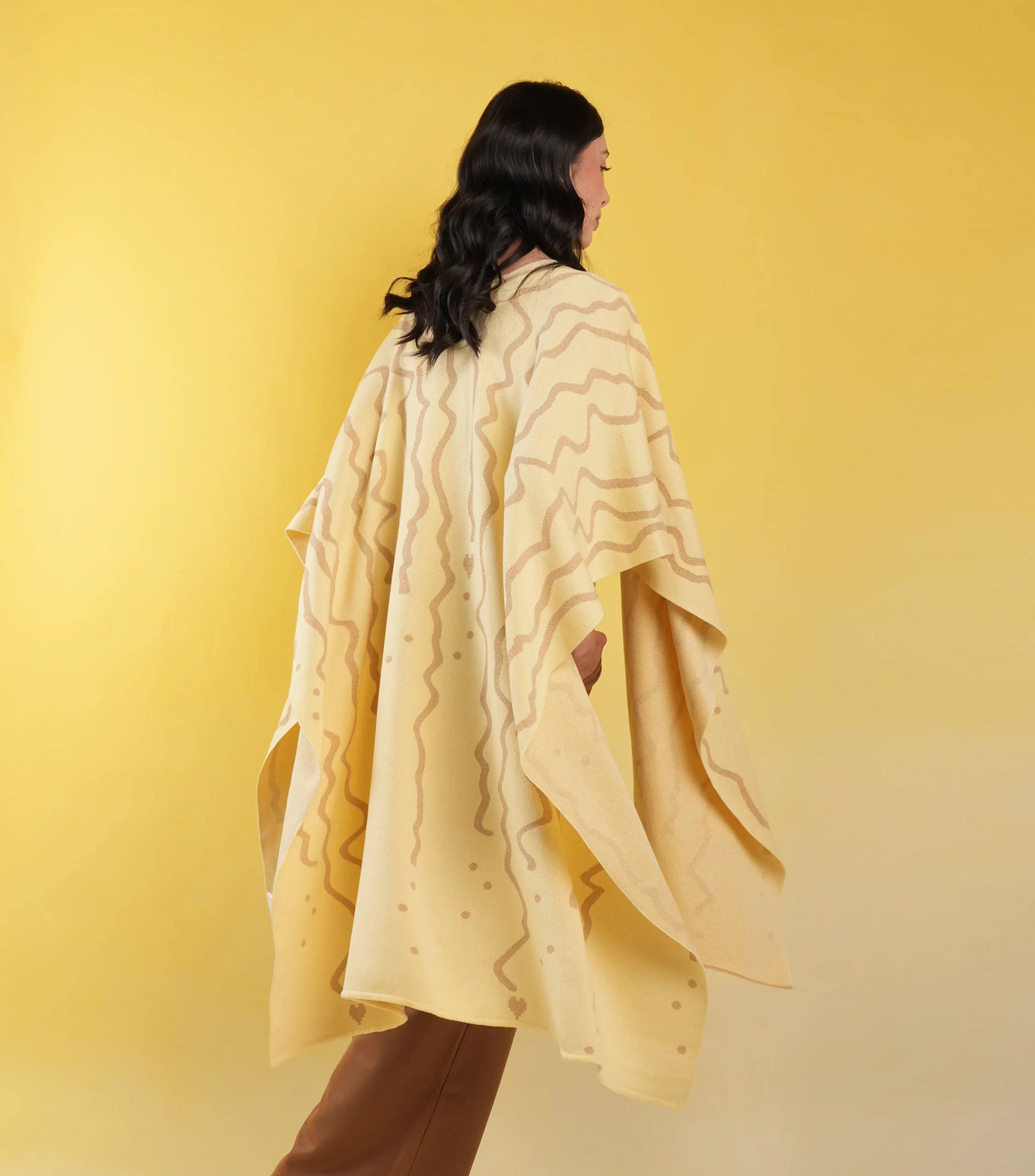 Maxi Poncho Raíz - Imagen 7